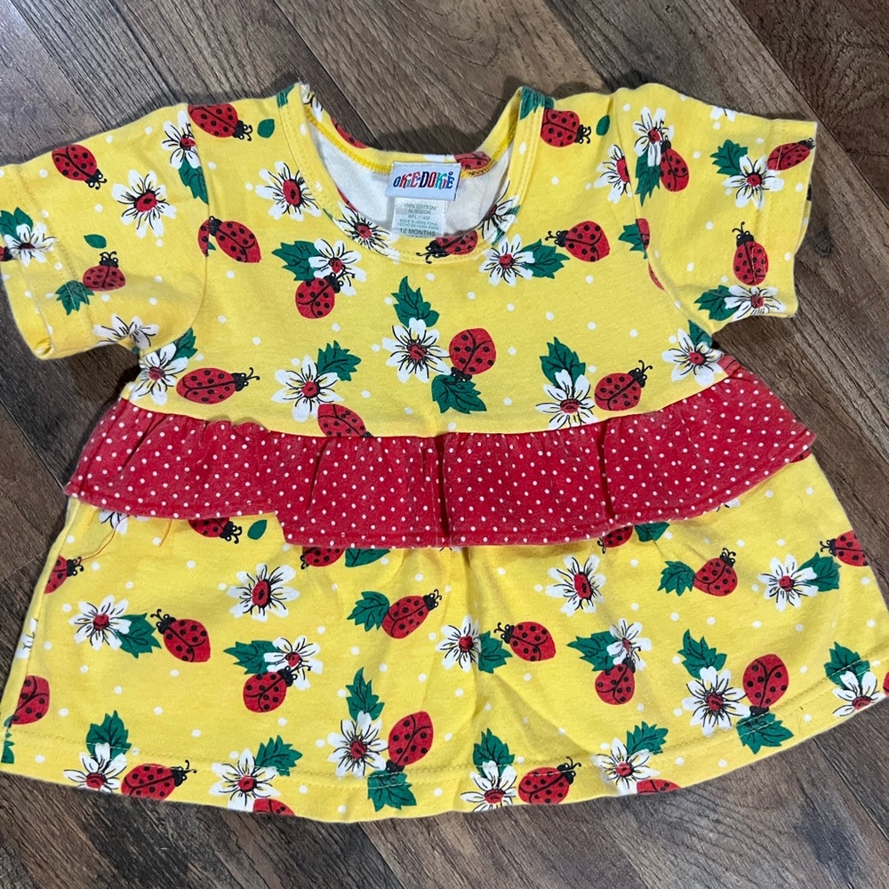 Rainbow Tag Okie Dokie- Yellow Ladybug and Daisy shirt 12-24M
